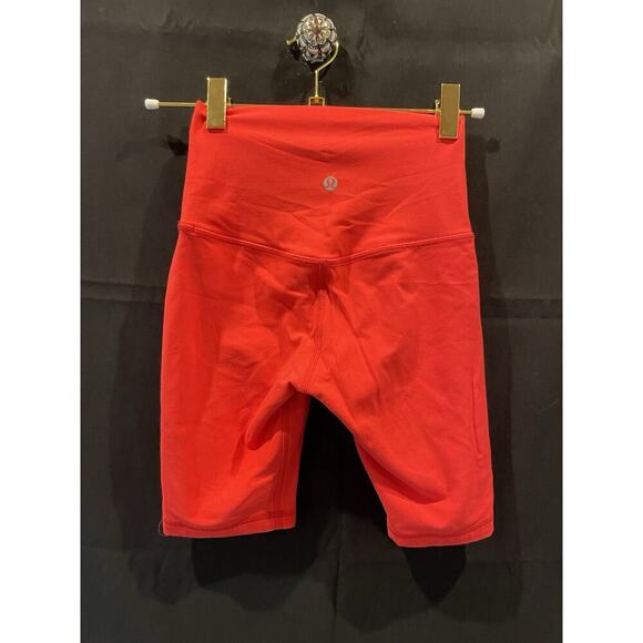 Lululemon Red Biker Shorts Size 2 - Picture 2 of 2